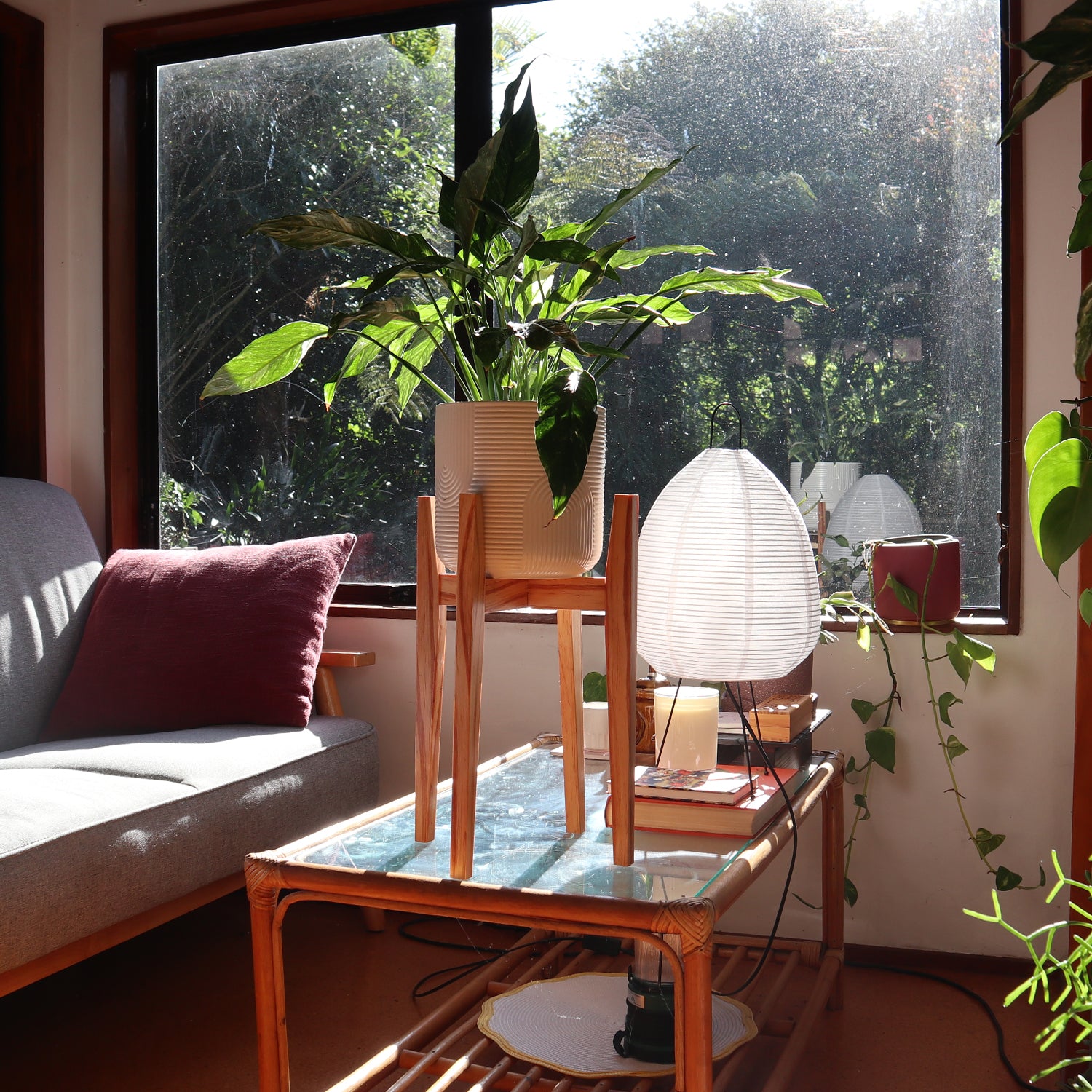Resinous Plant Stand