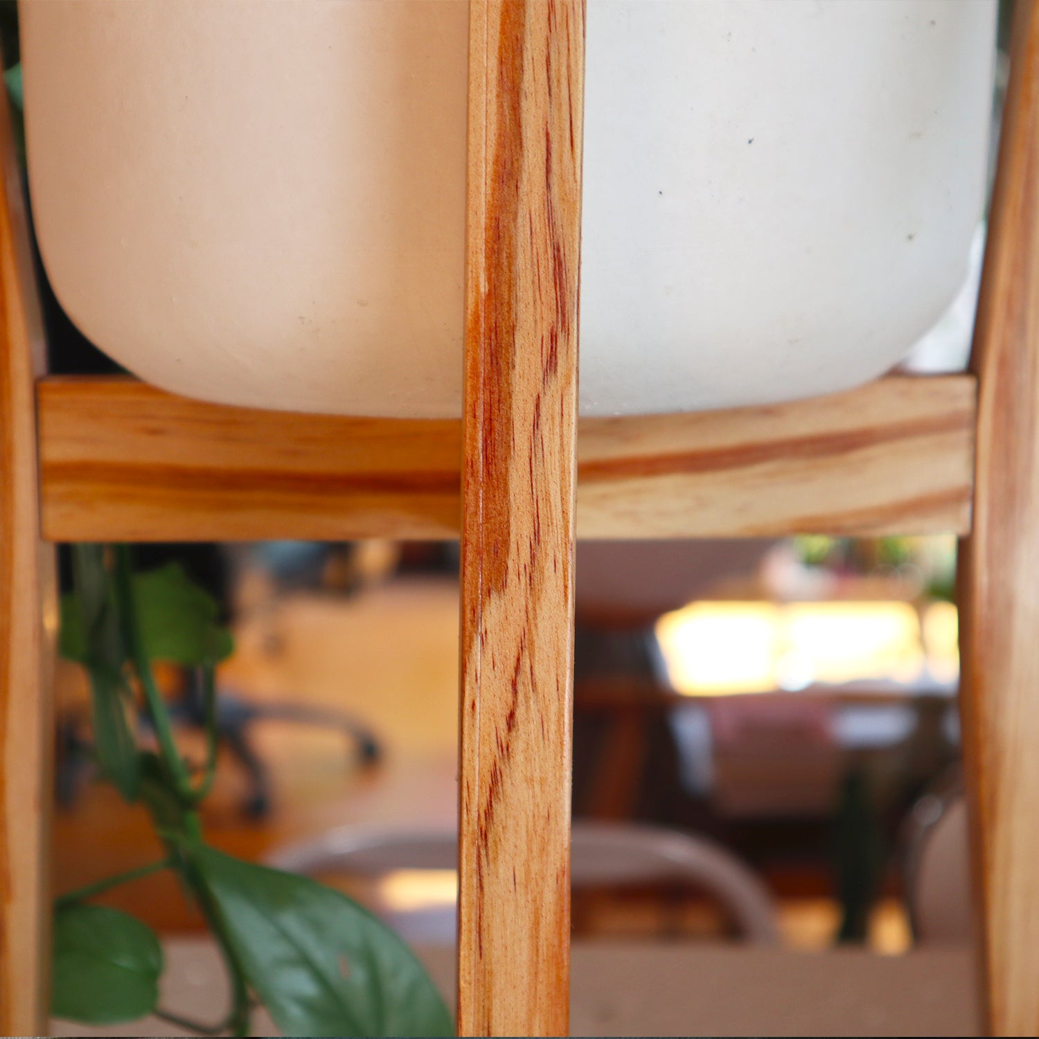 Resinous Plant Stand